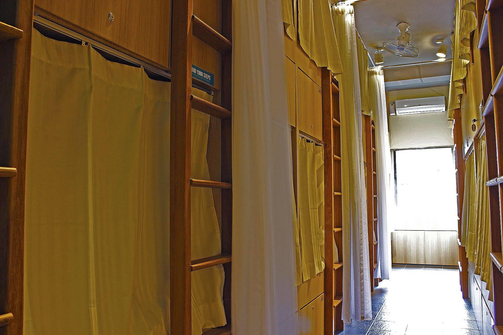 Teduh Hostel Kota Tua Jakarta Kültér fotó